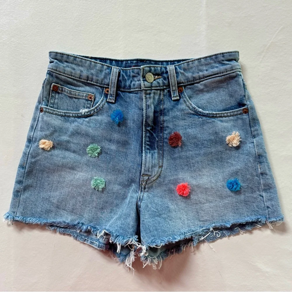 NWOT LUCKY BRAND “Lucky Pins” Denim Pom-Pom High-Rise Shorts (2/26)